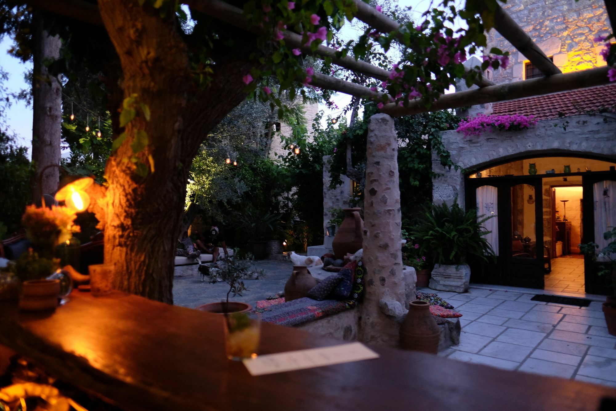 Ha La Bodrum Bed & Breakfast Exterior photo